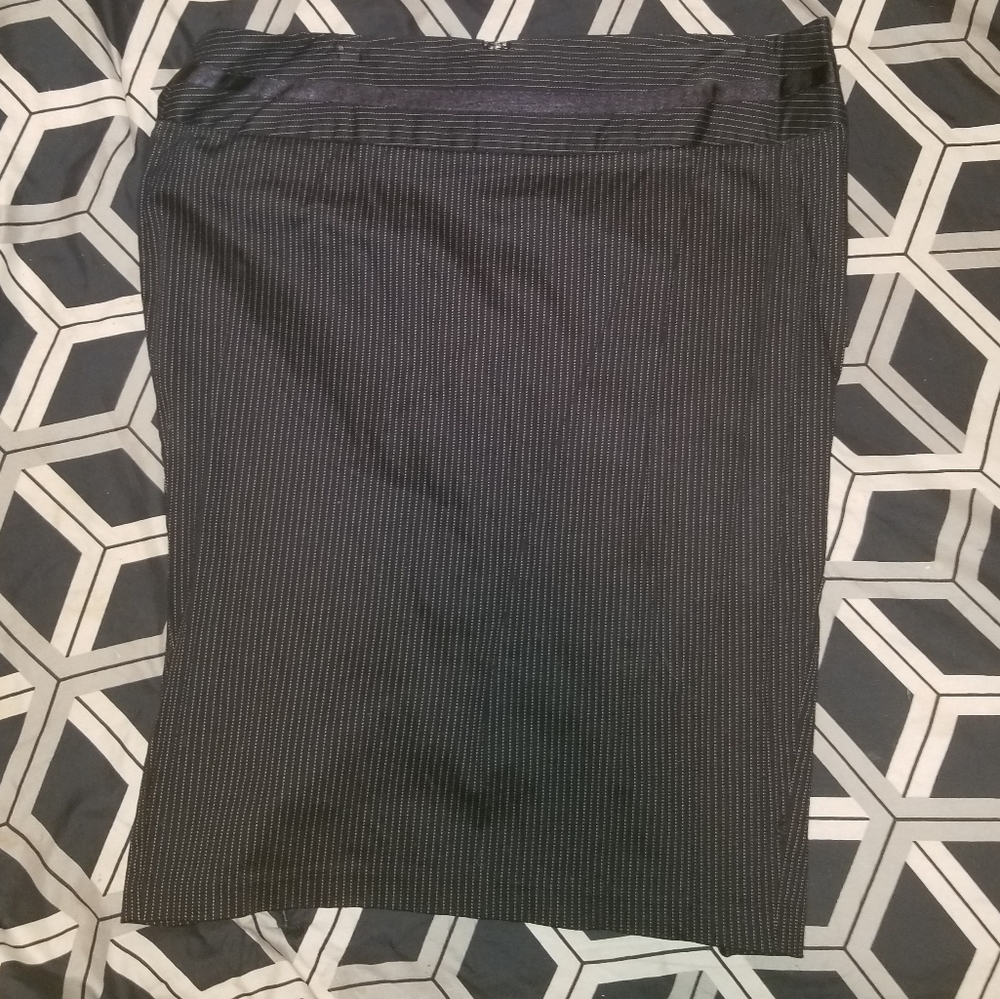Black with White stripes Torrid Pencil Skirt sz 14